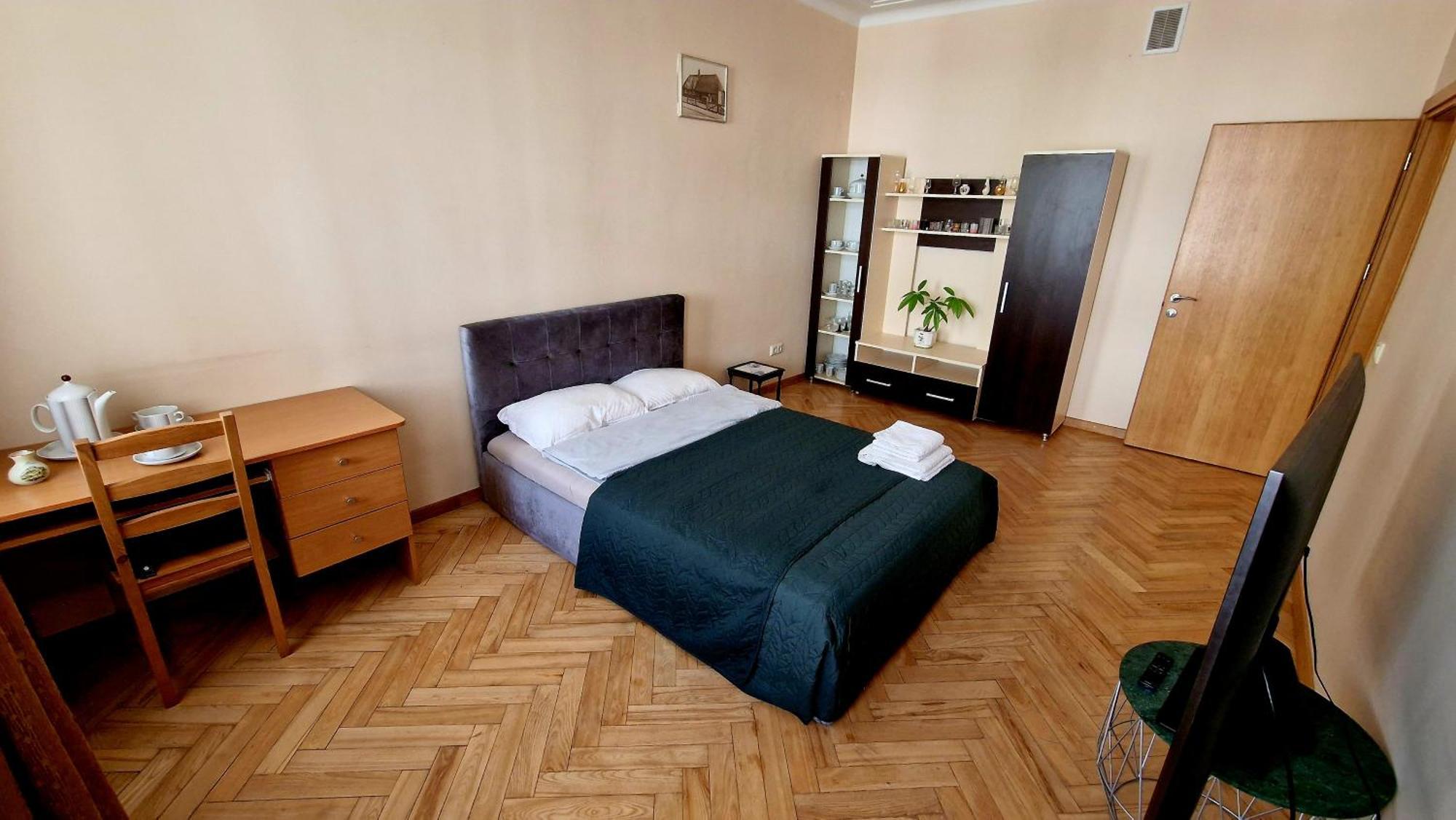 Center Gyvenimas sodyboje *